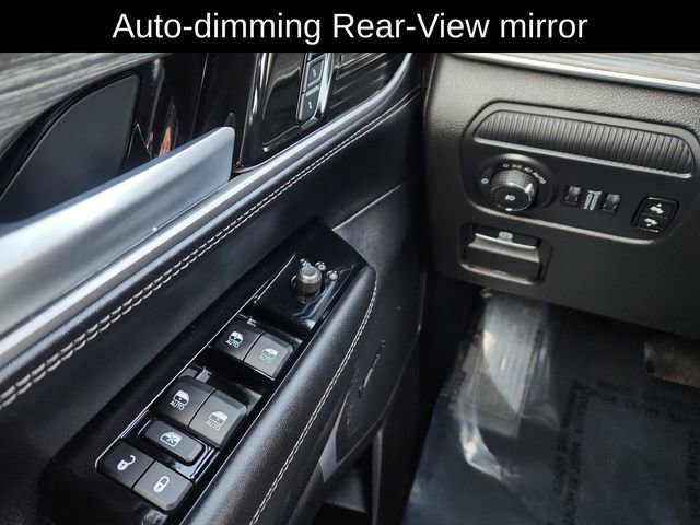 Used 2024 Jeep Wagoneer Series III image 34