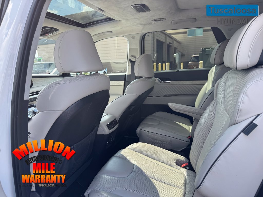 Used 2025 Hyundai Palisade Calligraphy AWD/4WD image 11