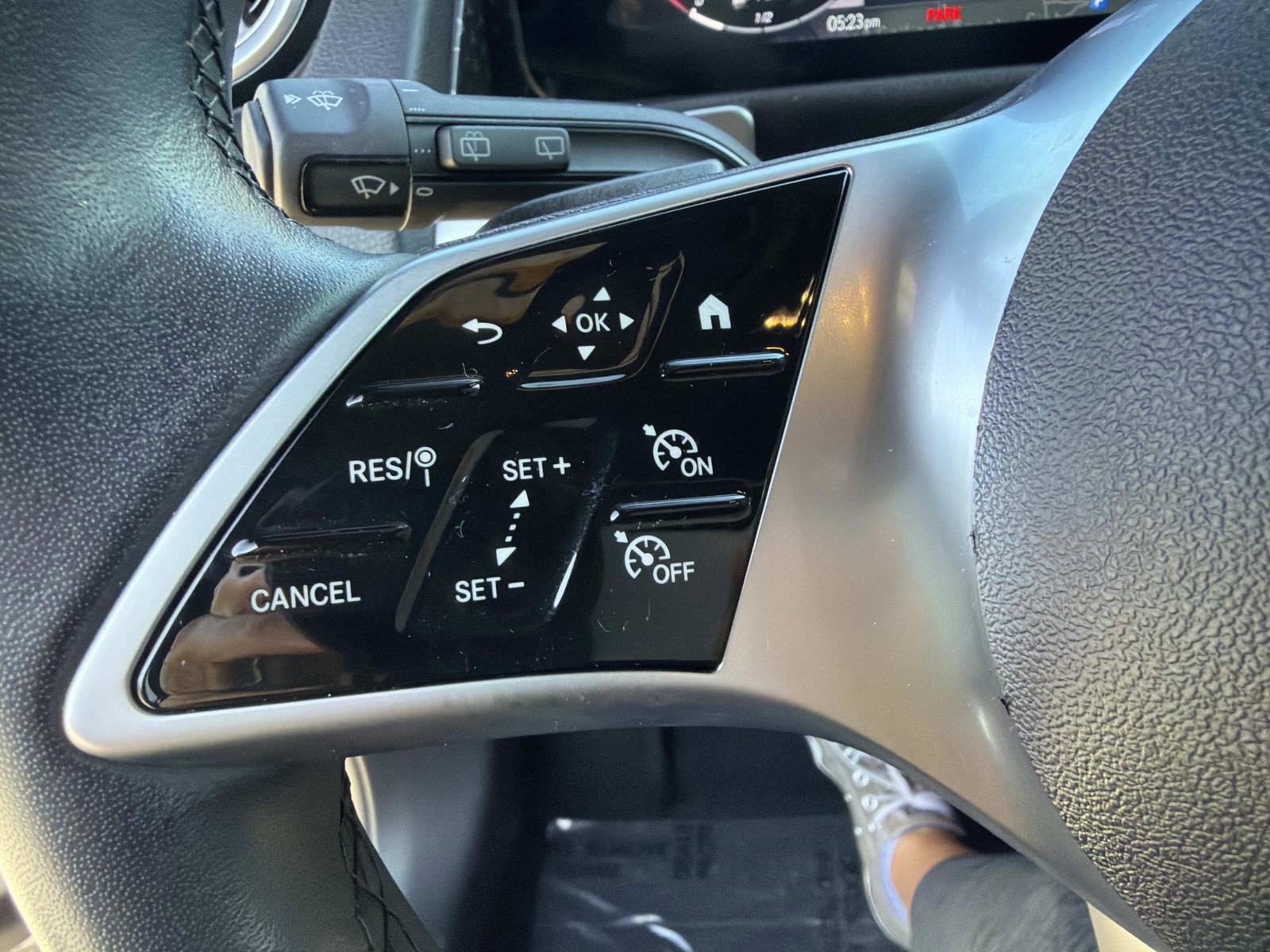 Used 2025 Mercedes-Benz GLB 250 image 28