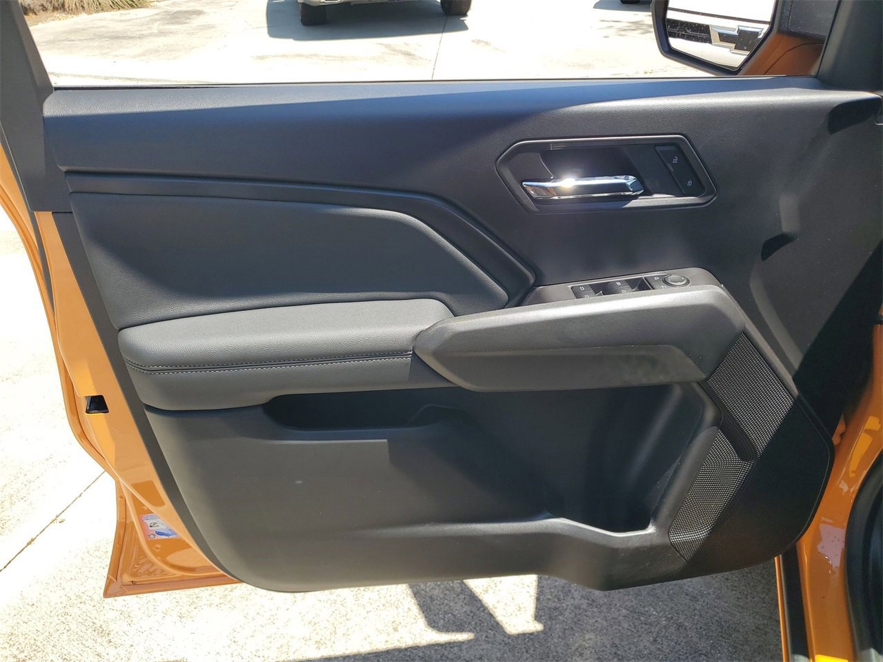 New 2025 Chevrolet Colorado LT image 12