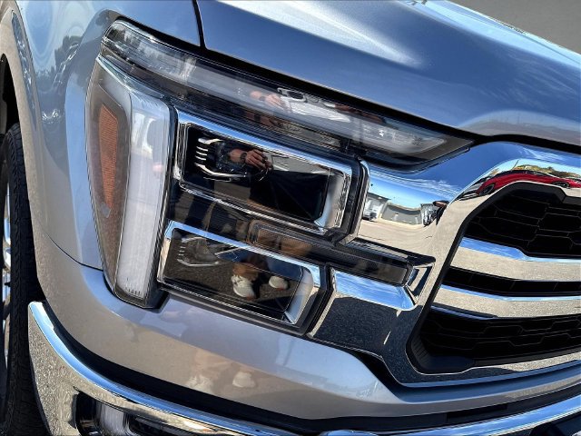 Used 2024 Ford F150 Lariat w/ Equipment Group 502A High AWD/4WD image 36