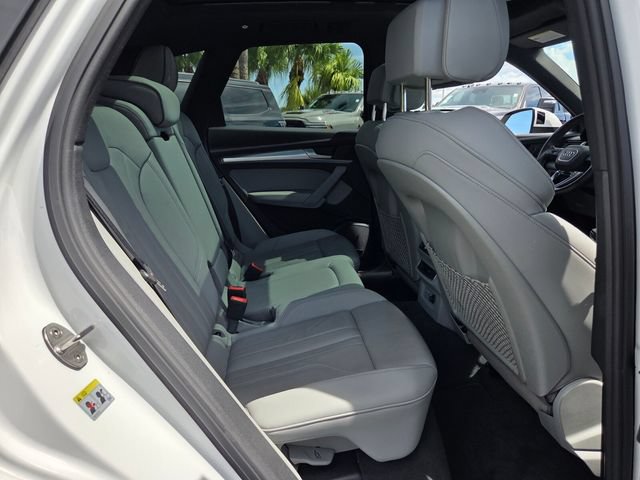 Used 2025 Audi Q5 2.0T Premium AWD/4WD image 16