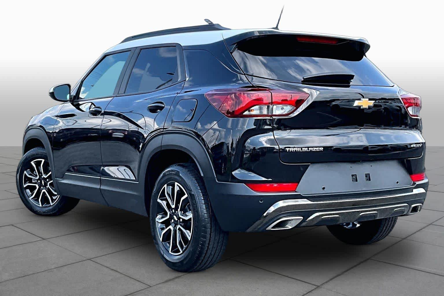 Used 2021 Chevrolet TrailBlazer ACTIV w/ Convenience Package FWD image 12