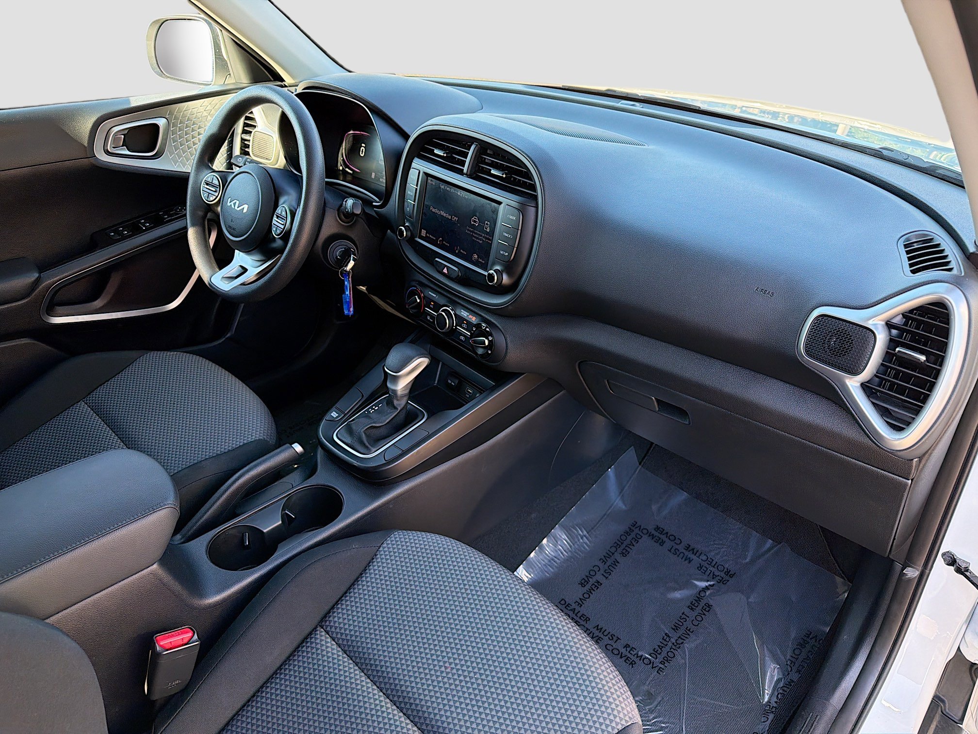 Used 2024 Kia Soul LX w/ Option Group 015 image 13