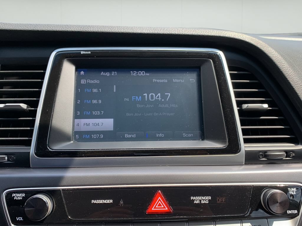 Used 2018 Hyundai Sonata SE FWD image 26