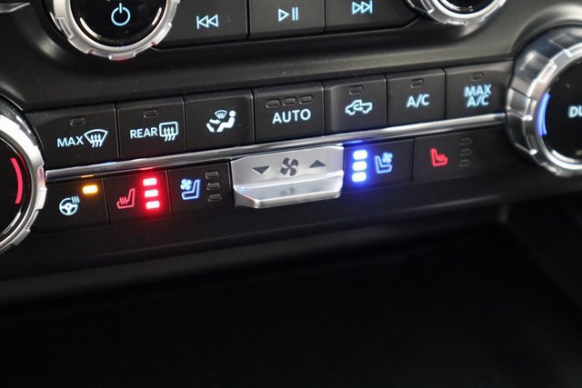 New 2026 Ford F350 Lariat w/ Chrome Package image 24