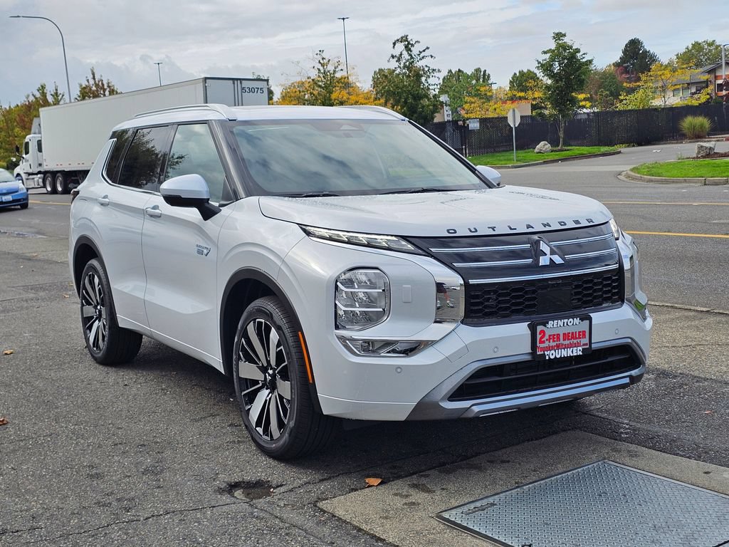 New 2026 Mitsubishi Outlander SEL AWD/4WD image 3