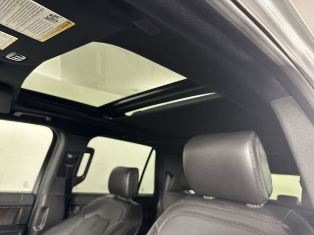 Used 2020 Ford Expedition Max Limited w/ Special Edition Package image 18