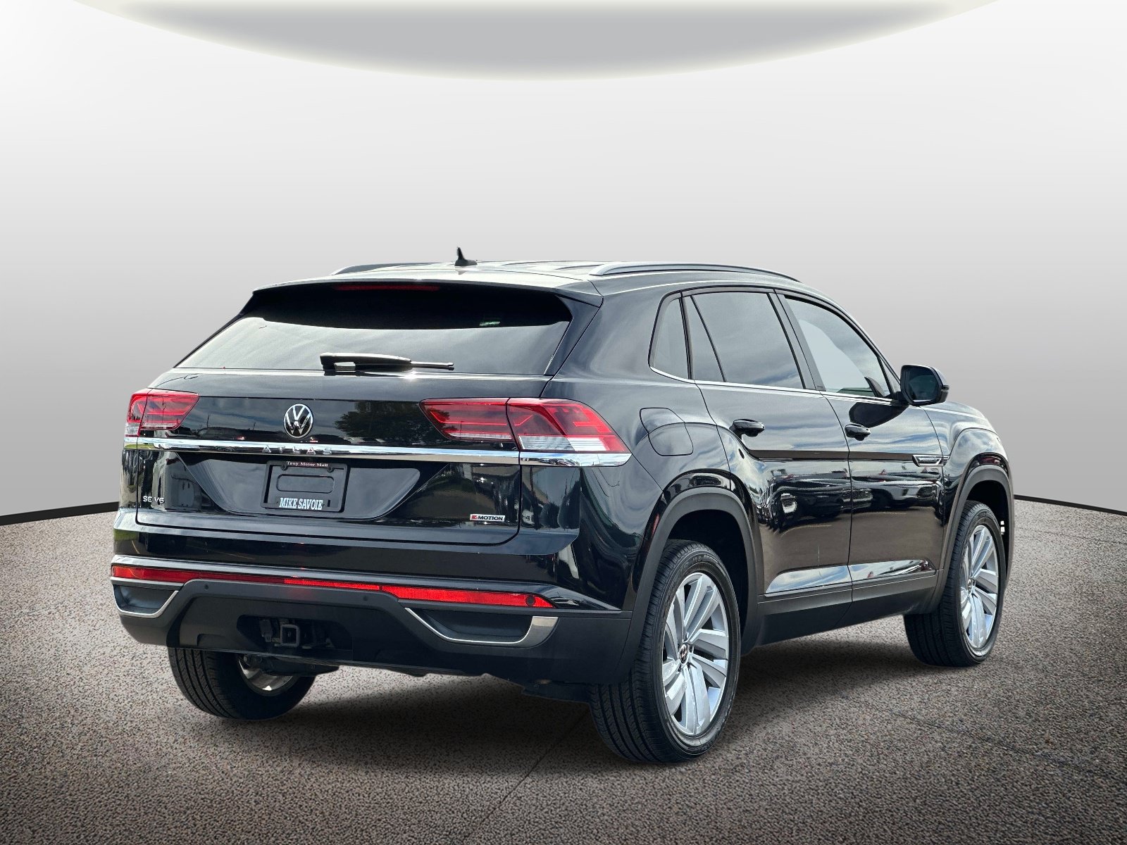 Used 2022 Volkswagen Atlas Cross Sport SE AWD/4WD image 4