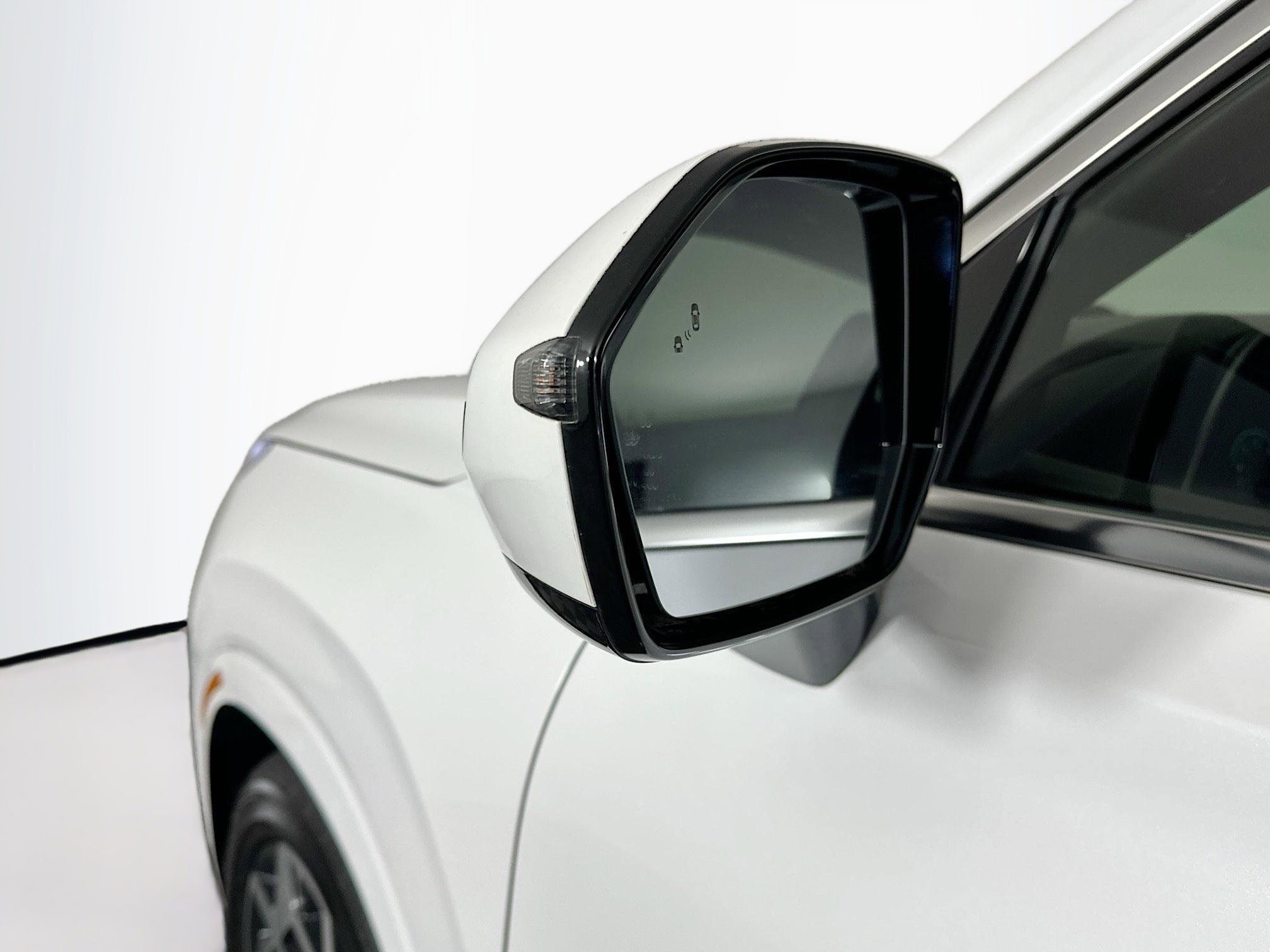 Used 2021 Hyundai Palisade Calligraphy image 16