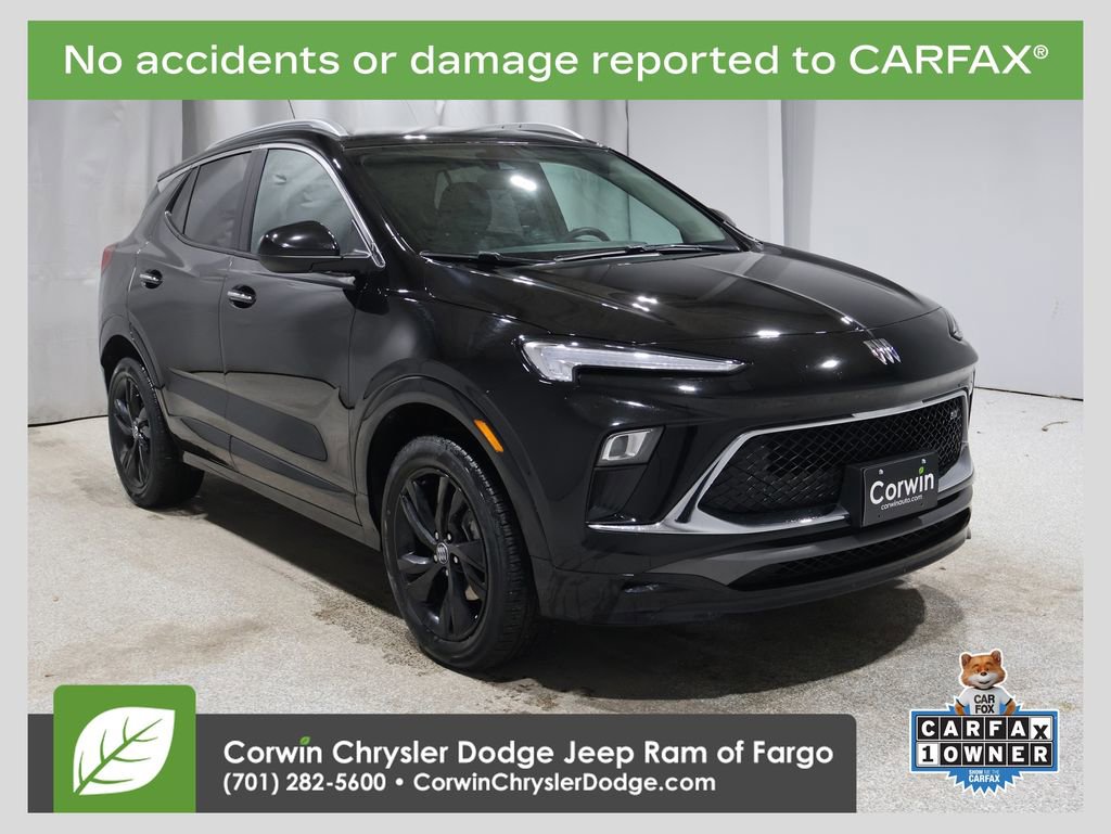 Used 2024 Buick Encore GX Sport Touring image 1