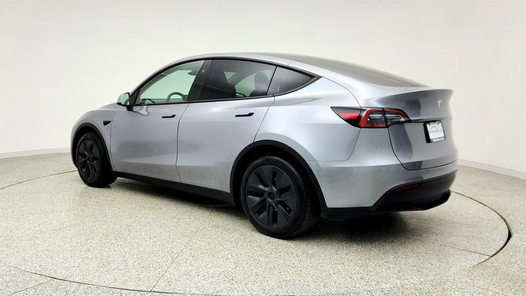 Used 2024 Tesla Model Y Long Range image 7