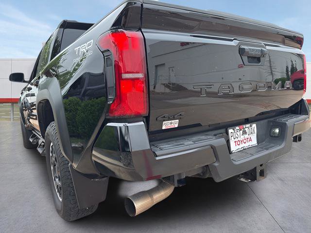 Used 2024 Toyota Tacoma TRD Off-Road image 11