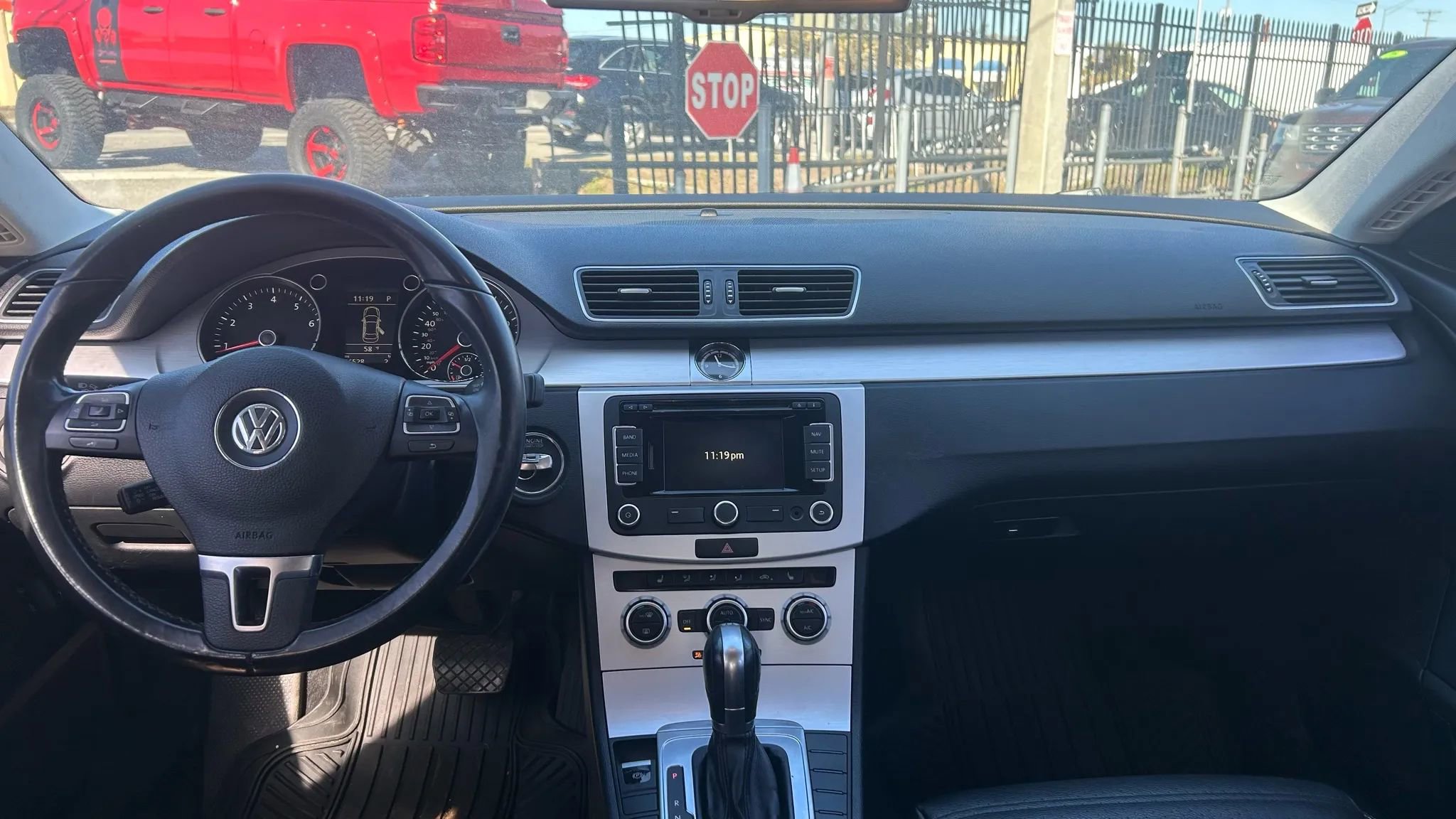 Used 2015 Volkswagen CC Sport image 14