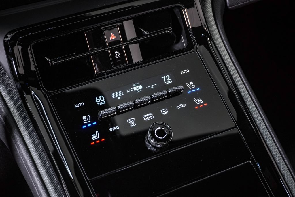 New 2026 Porsche Panamera 4 AWD/4WD image 24