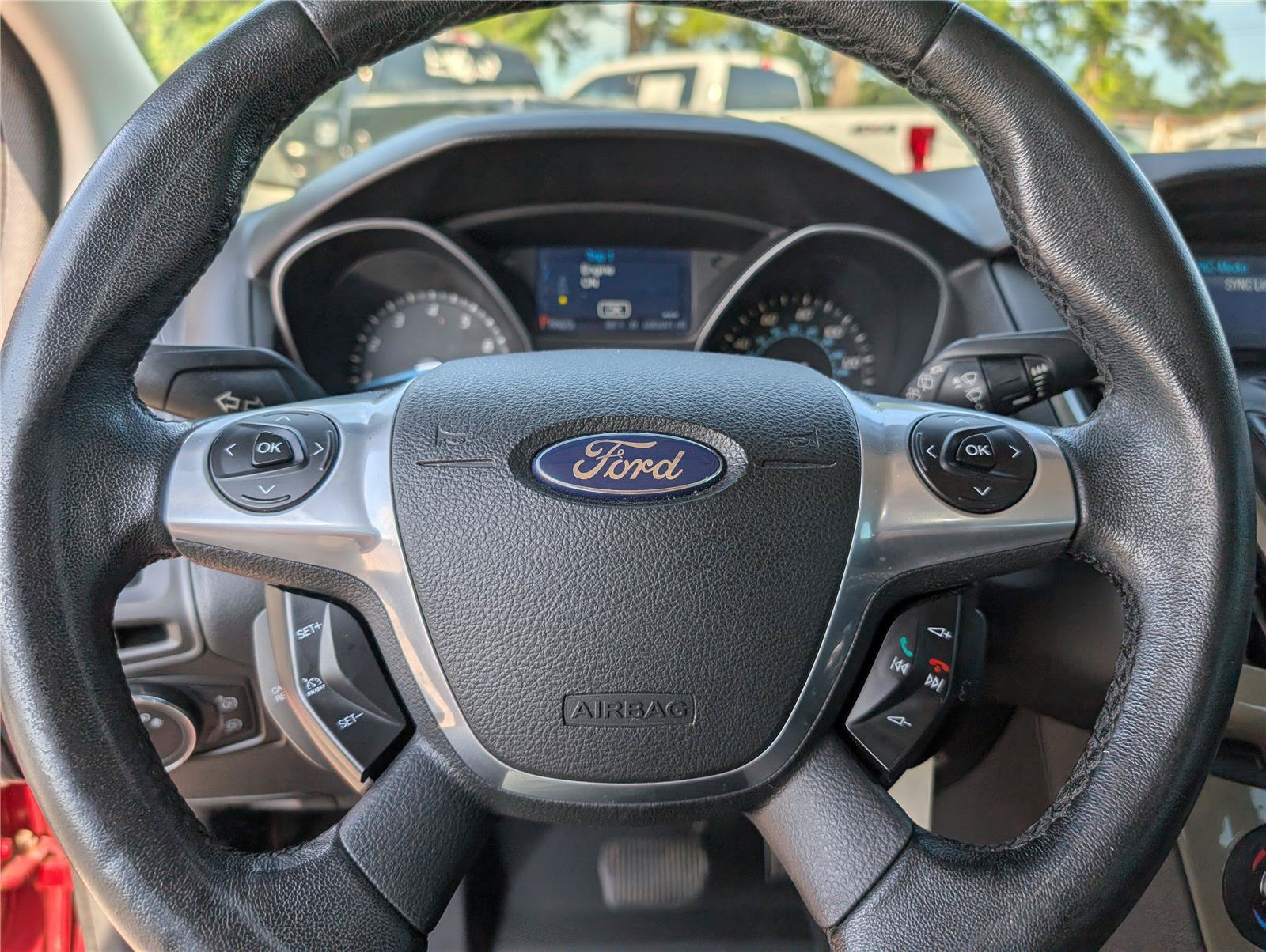Used 2012 Ford Focus SEL FWD image 23