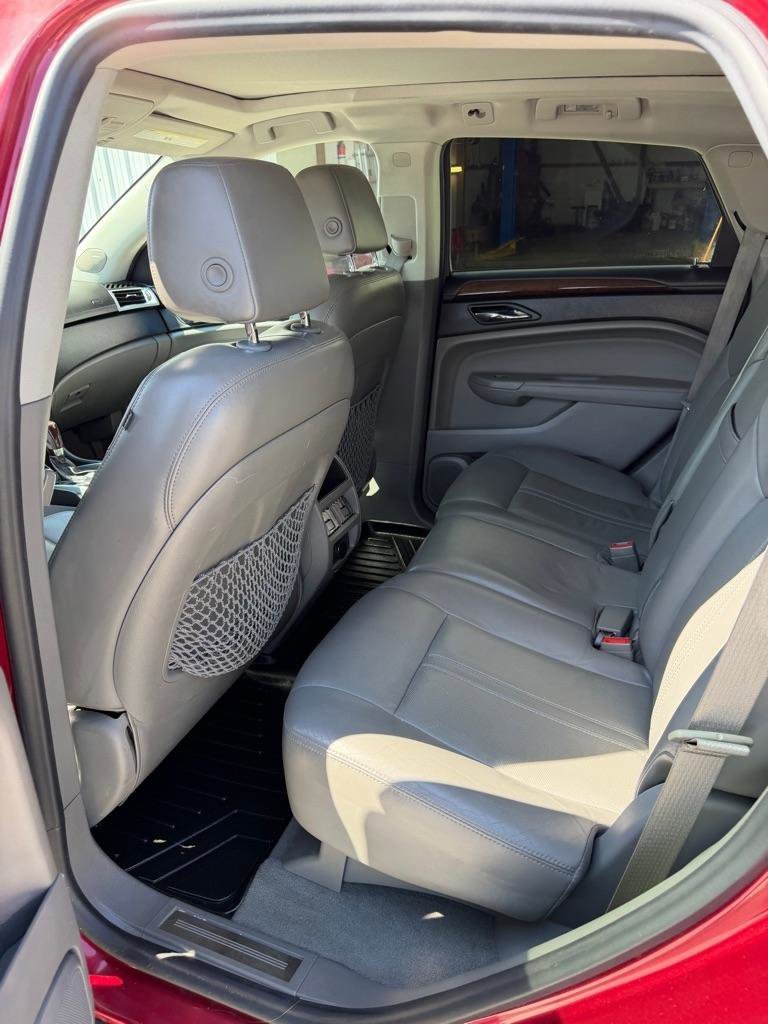 Used 2011 Cadillac SRX Luxury AWD/4WD image 13
