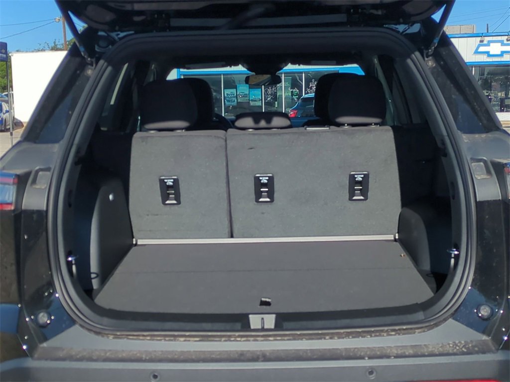 New 2026 Chevrolet Equinox LT w/ Midnight Edition image 25