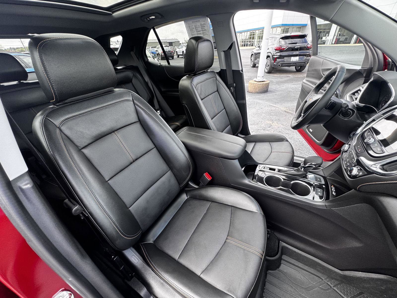 Used 2024 Chevrolet Equinox Premier AWD/4WD image 18
