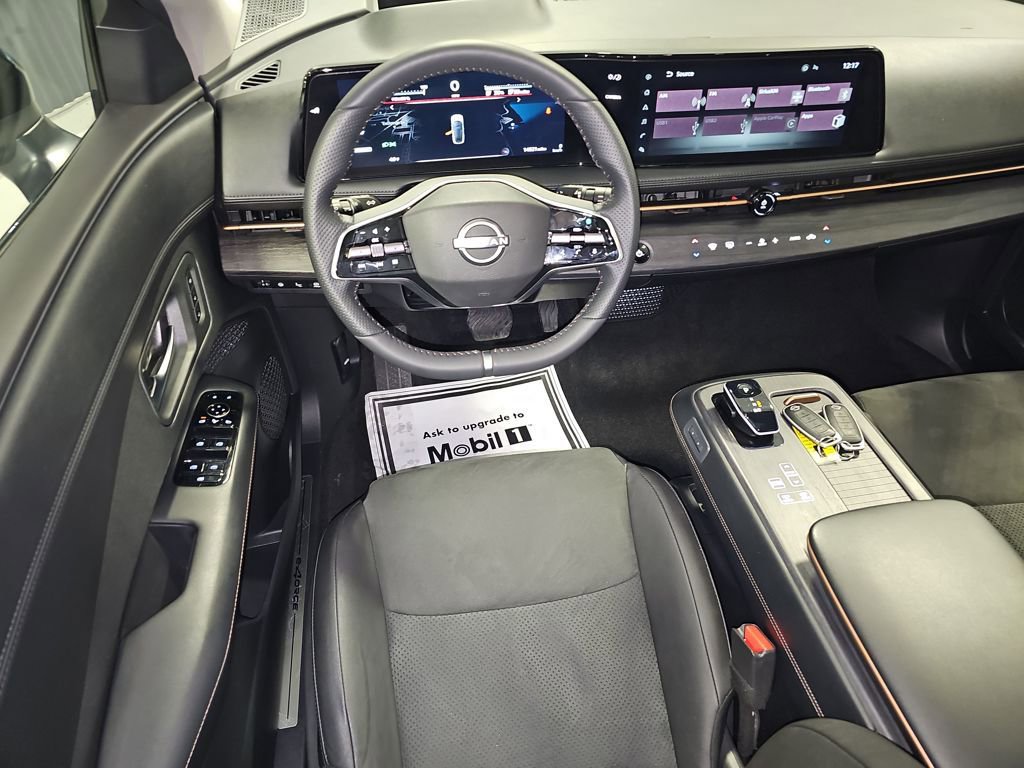 Used 2023 Nissan Ariya AWD image 40