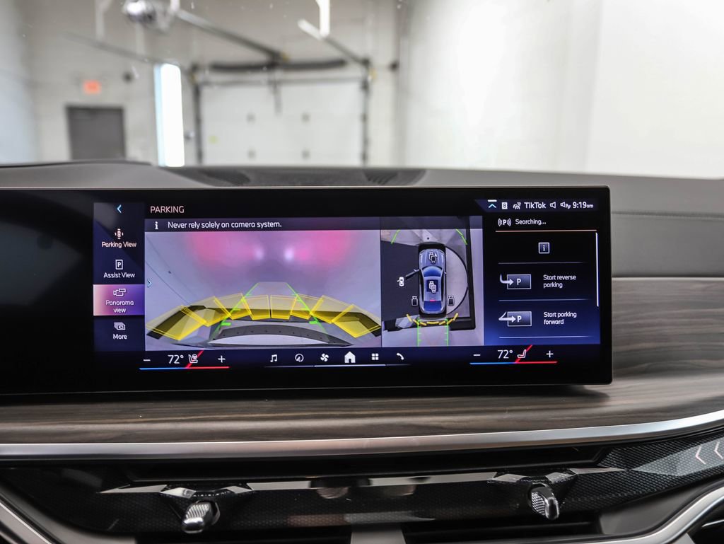 New 2026 BMW X6 xDrive40i w/ Climate Comfort Package image 18