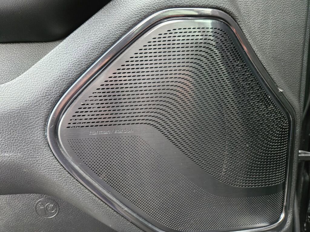 Used 2022 RAM 1500 Limited image 17