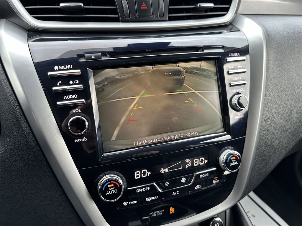 Used 2023 Nissan Murano SV w/ SV Midnight Edition Package image 17