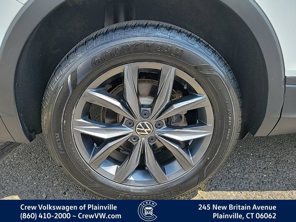 Certified 2022 Volkswagen Tiguan SE AWD/4WD image 19