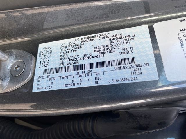 Used 2022 Ford Escape Titanium AWD/4WD image 24