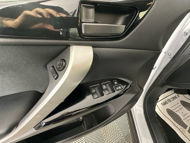 Used 2024 Mitsubishi Eclipse Cross LE AWD/4WD image 20
