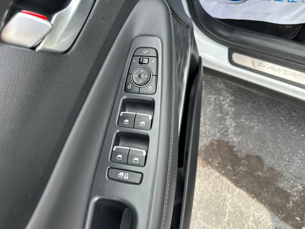 Used 2021 Hyundai Santa Fe Limited FWD image 21