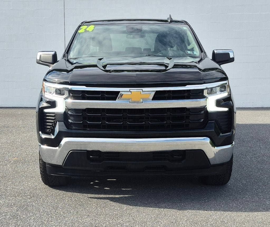 Used 2024 Chevrolet Silverado 1500 LT AWD/4WD image 50