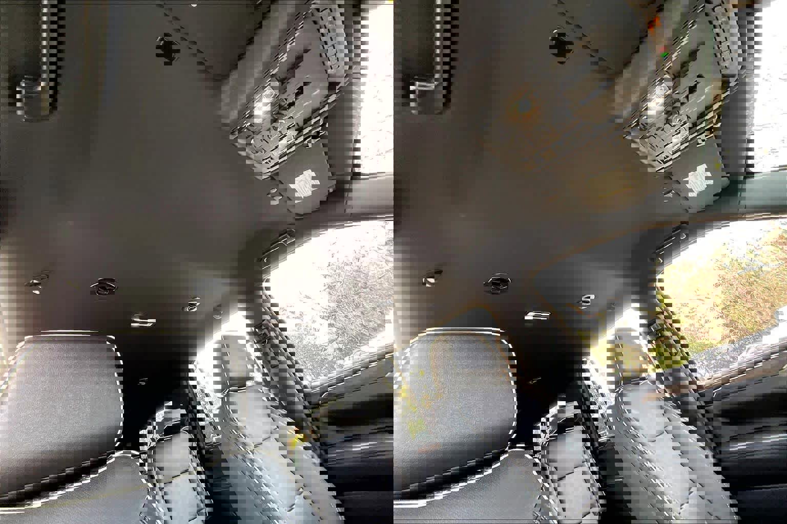 Used 2023 Chevrolet Suburban Premier image 13