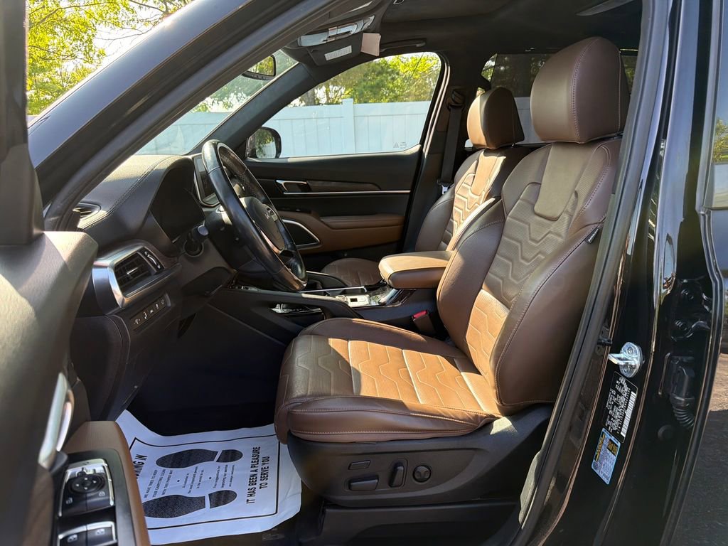 Used 2022 Kia Telluride SX w/ SX Prestige Package AWD/4WD image 10