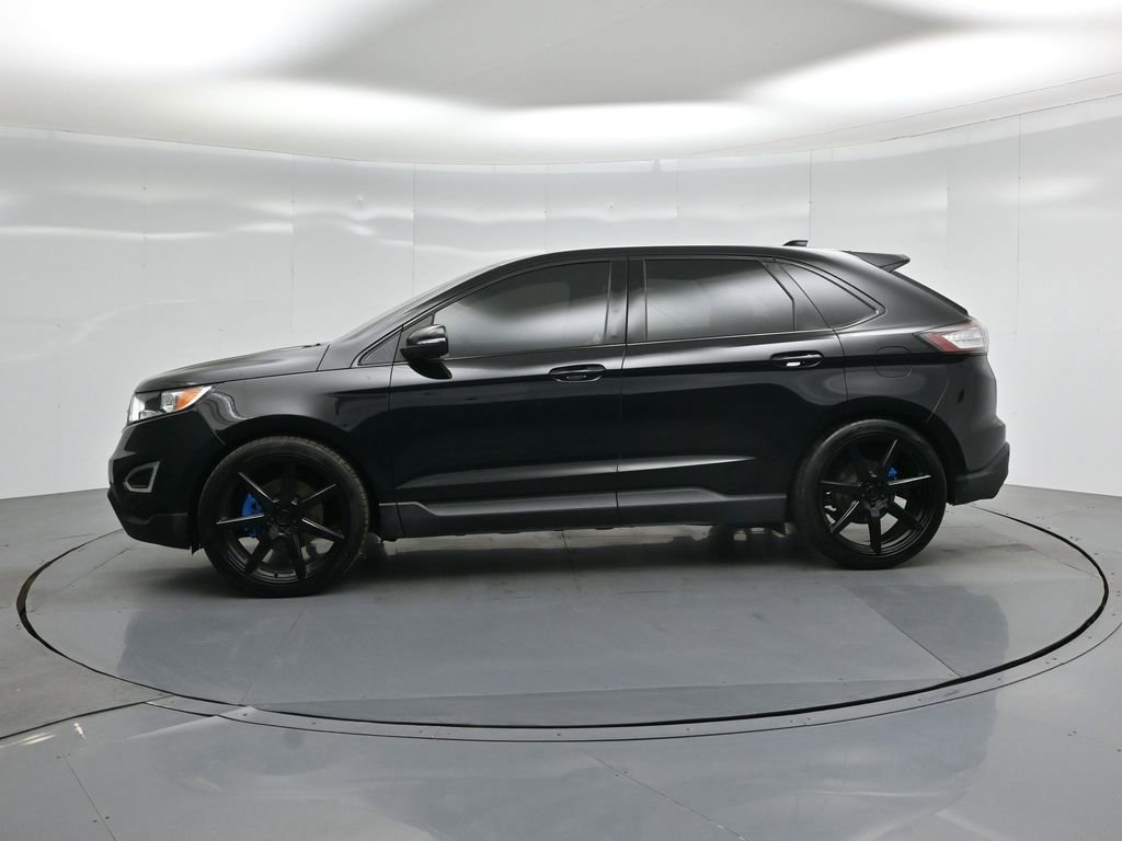 Used 2016 Ford Edge Titanium w/ Equipment Group 301A image 30