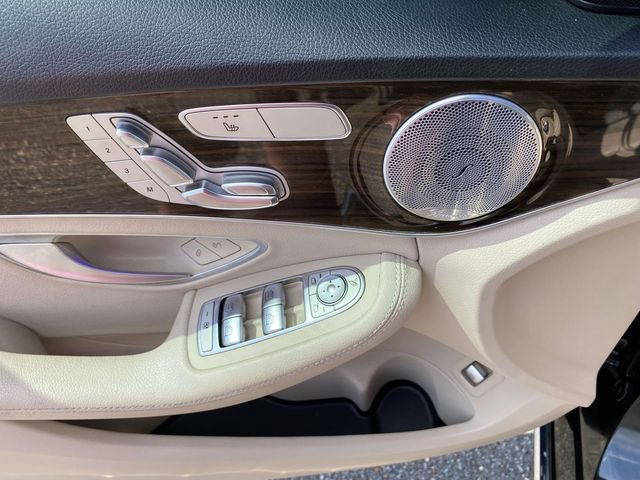 Used 2021 Mercedes-Benz C 300 Sedan w/ Premium Package image 16