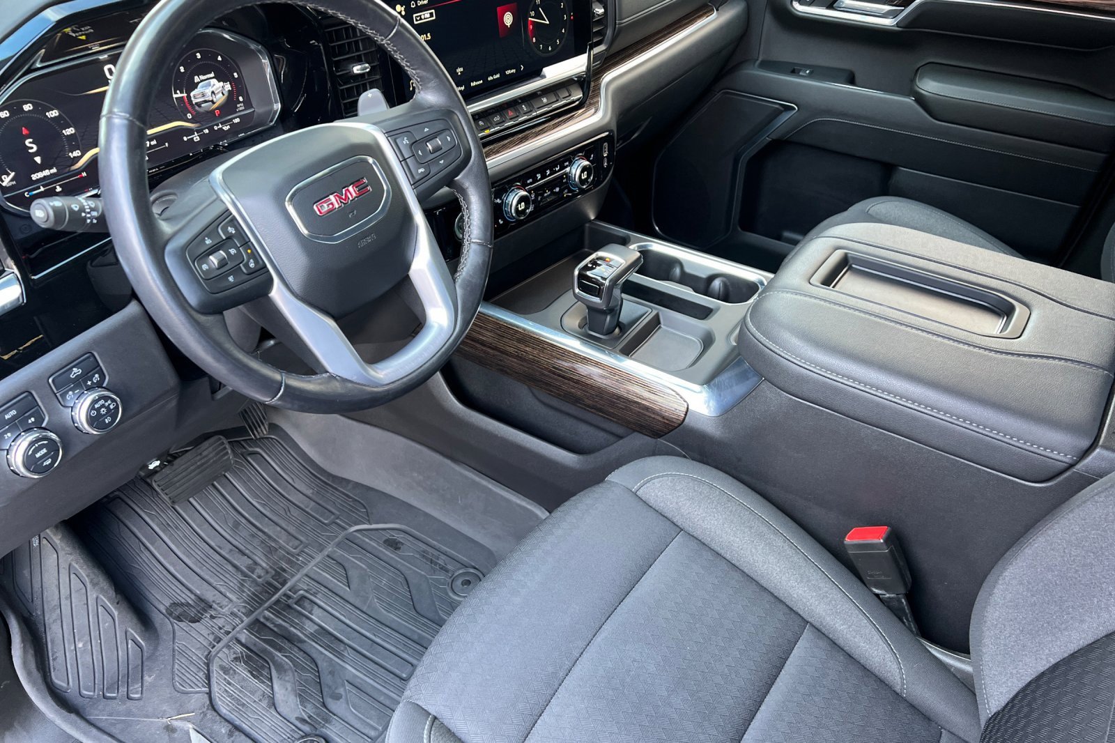 Used 2022 GMC Sierra 1500 Elevation image 11