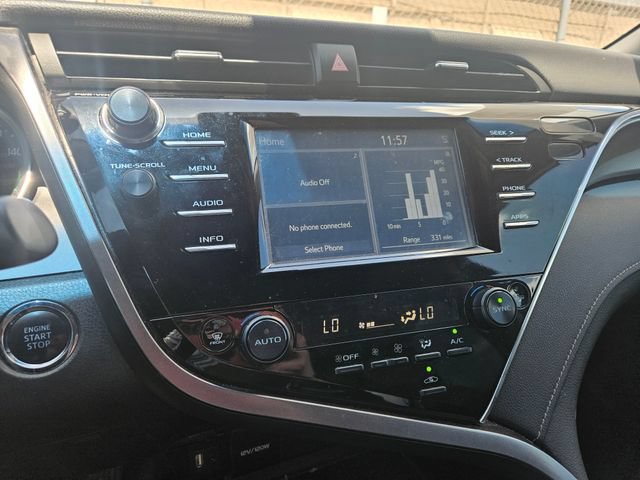 Used 2018 Toyota Camry XSE FWD image 11