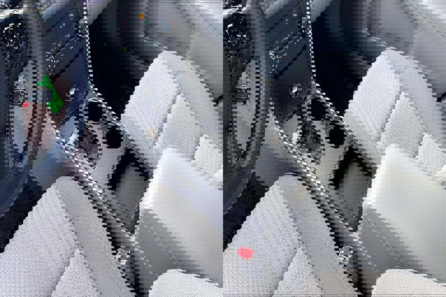 Used 2016 Toyota Camry LE image 16