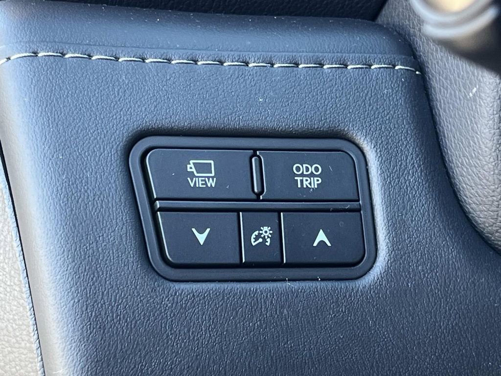 Used 2023 Lexus LX 600 4WD w/ Appearance Package image 32