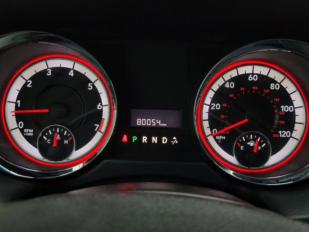 Used 2016 Dodge Grand Caravan SXT image 23