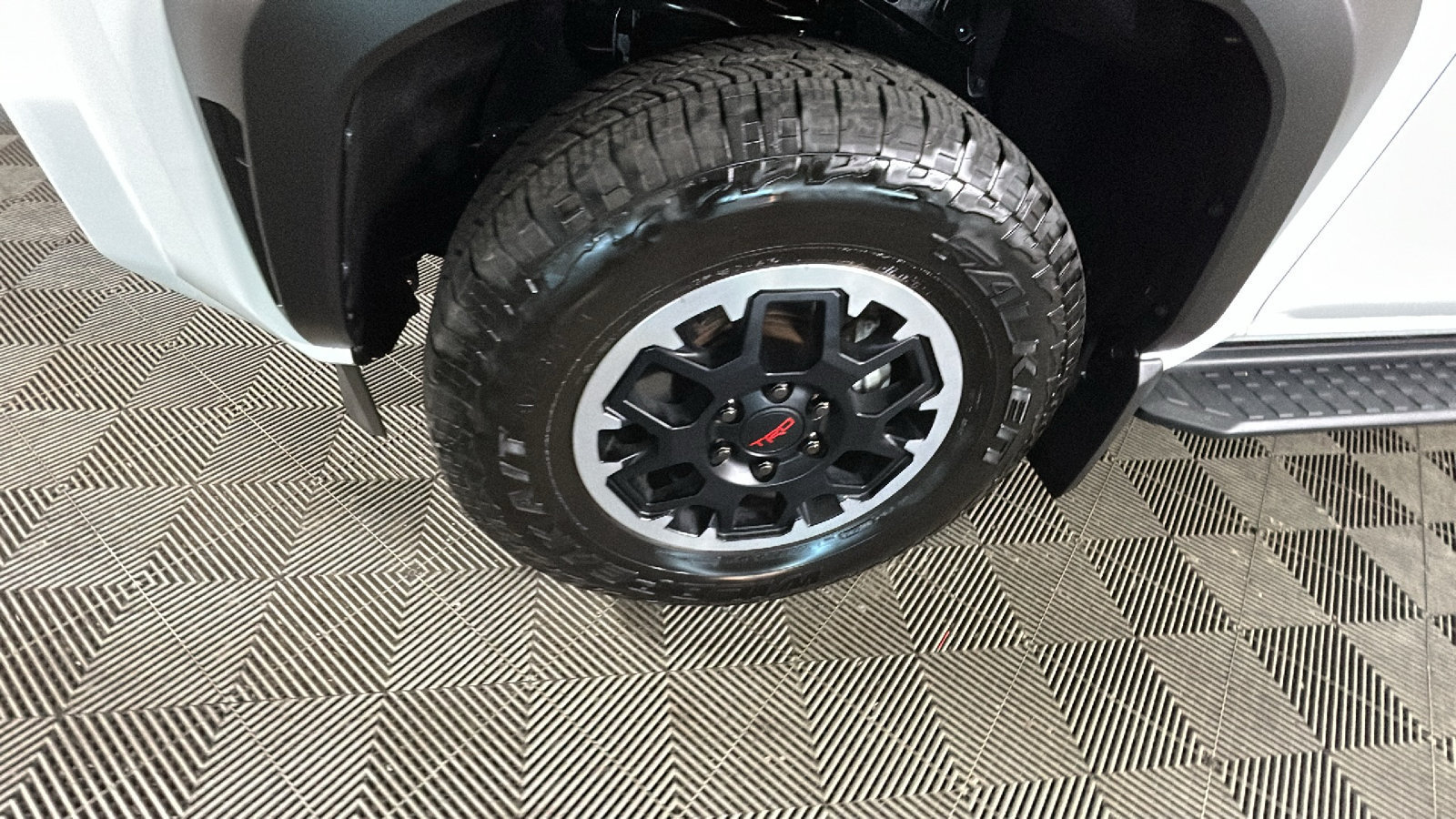 Used 2025 Toyota 4Runner TRD Off-Road Premium w/ Tow Technology Package AWD/4WD image 11