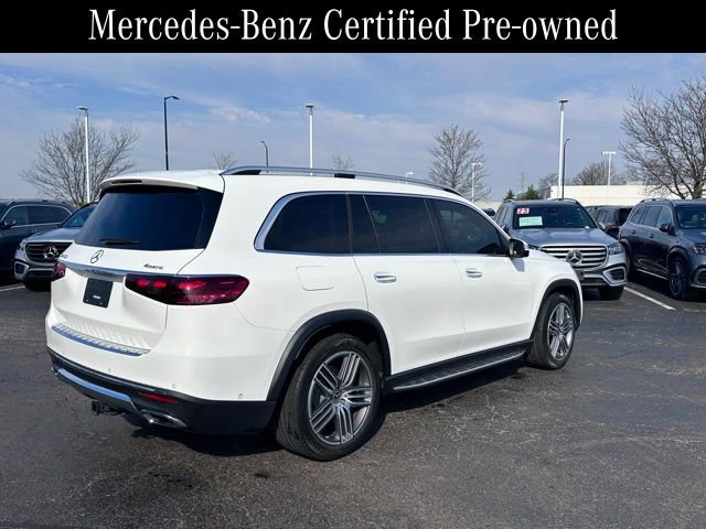 Used 2024 Mercedes-Benz GLS 450 4MATIC image 11