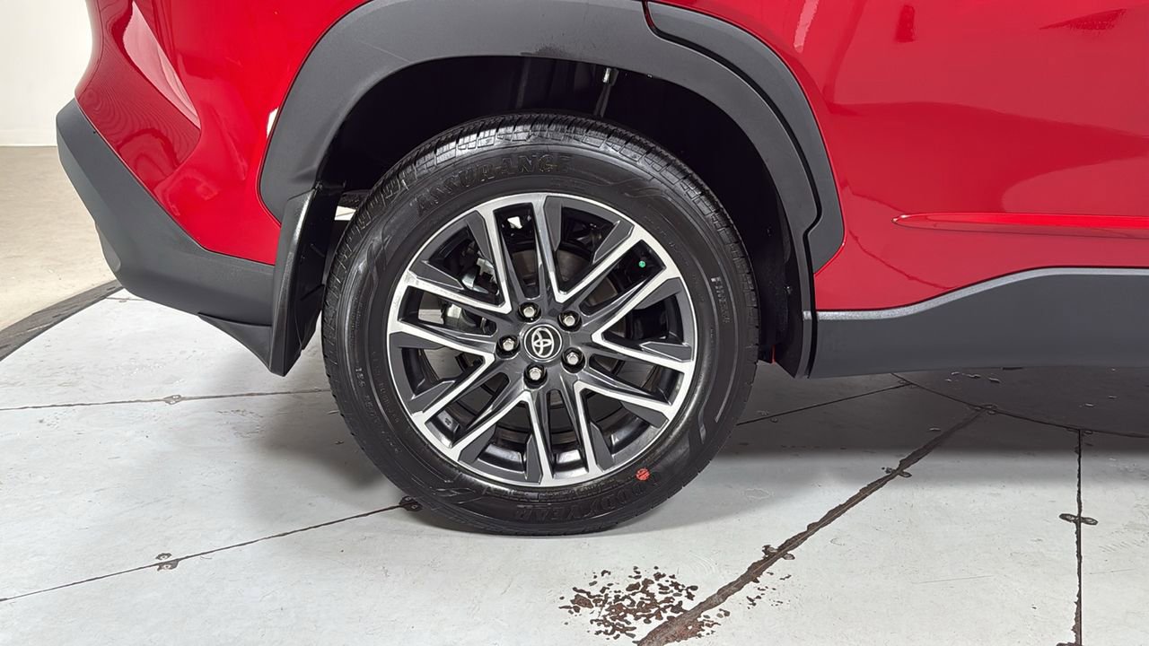 Certified 2026 Toyota Corolla Cross XLE w/ Convenience Package image 22