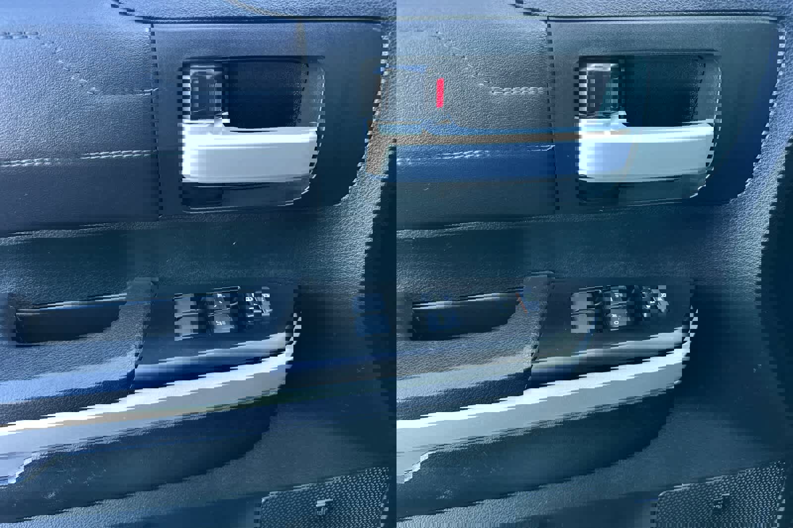 Used 2017 Toyota Tundra Limited image 12