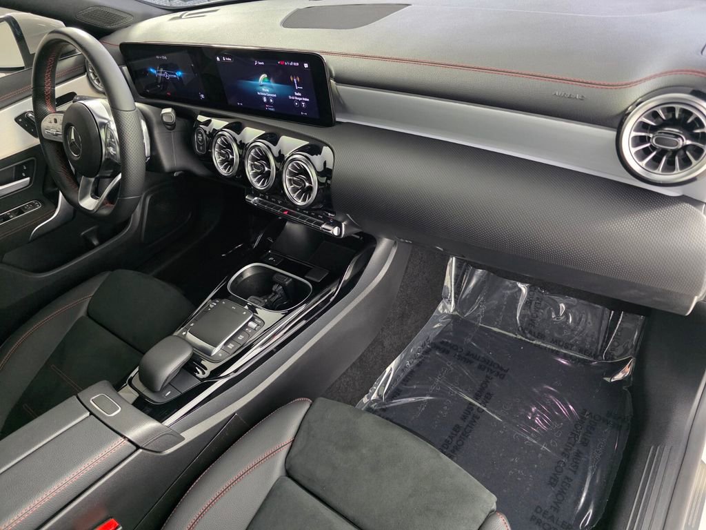 Certified 2023 Mercedes-Benz CLA 35 AMG 4MATIC image 31