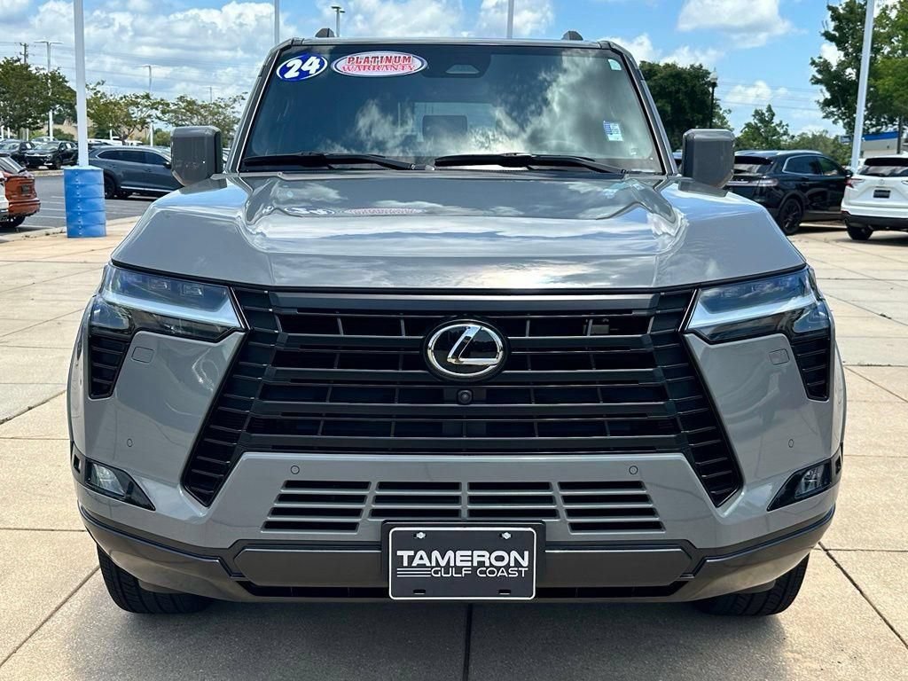 Used 2024 Lexus GX 550 w/ Accessory Package (2T) AWD/4WD image 2