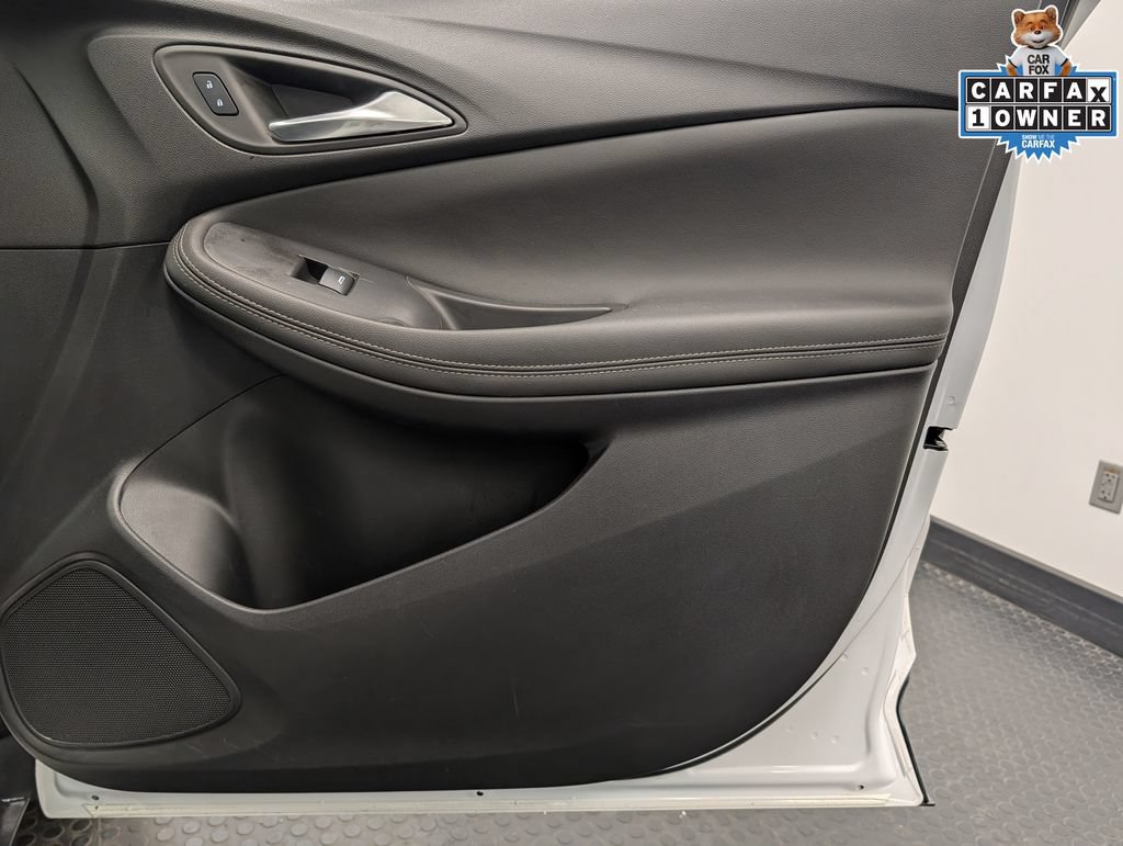 Used 2023 Buick Encore GX Preferred w/ Cold Weather Comfort Package FWD image 28