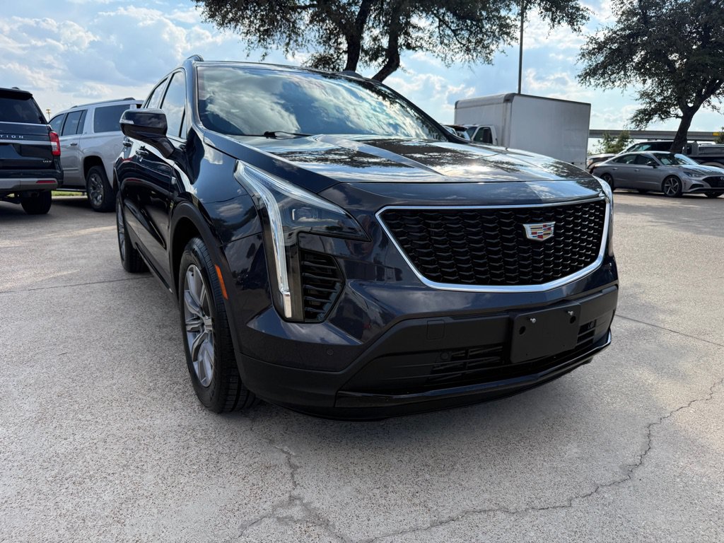 Used 2023 Cadillac XT4 Sport w/ Cold Weather Package FWD image 1
