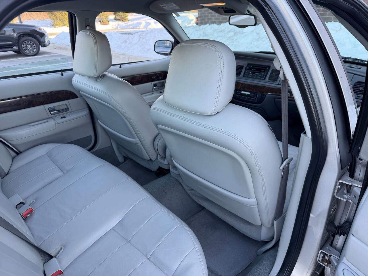 Used 2005 Mercury Grand Marquis LS image 29